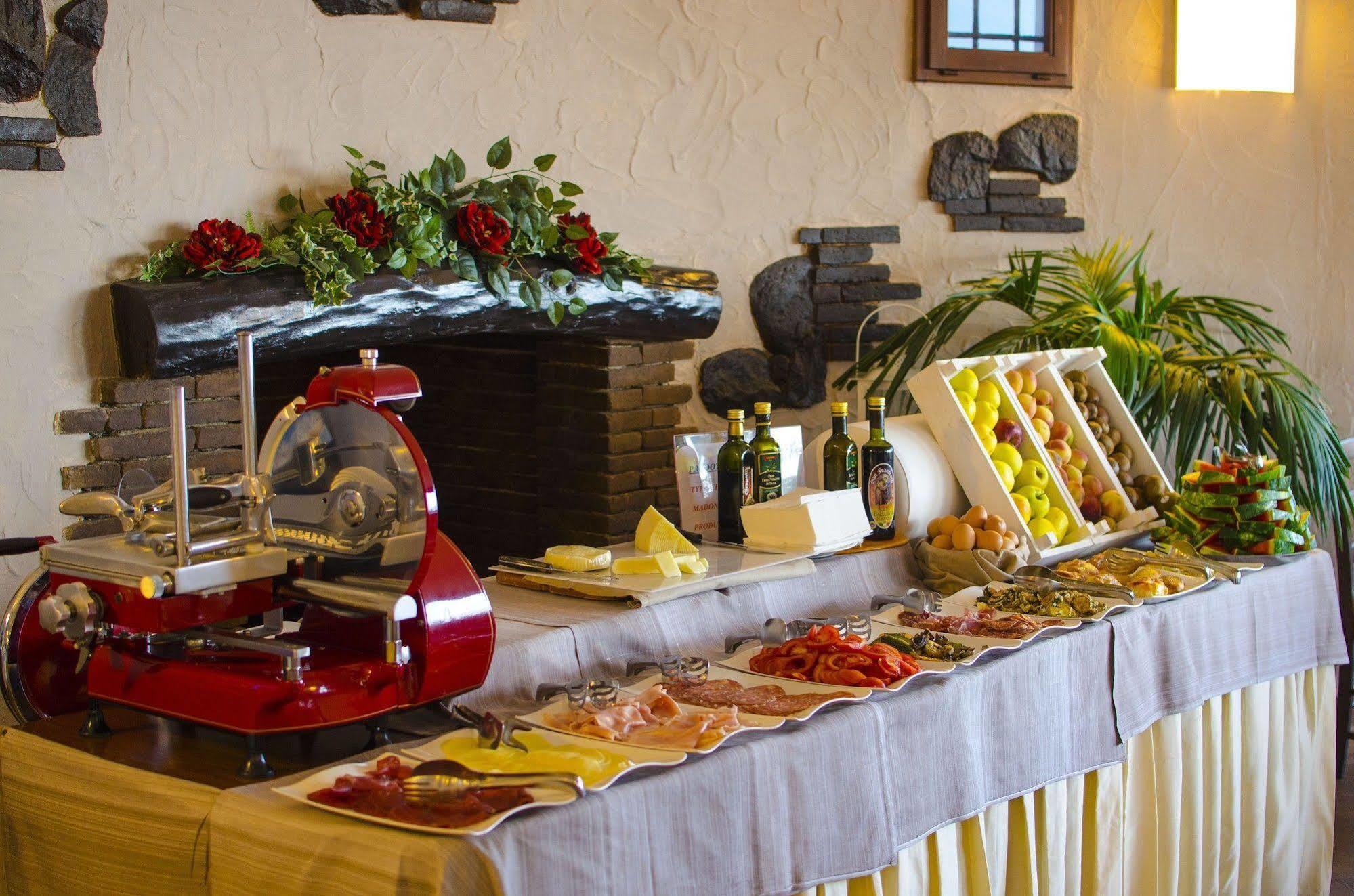 Calanica Resort Cefalù Kültér fotó